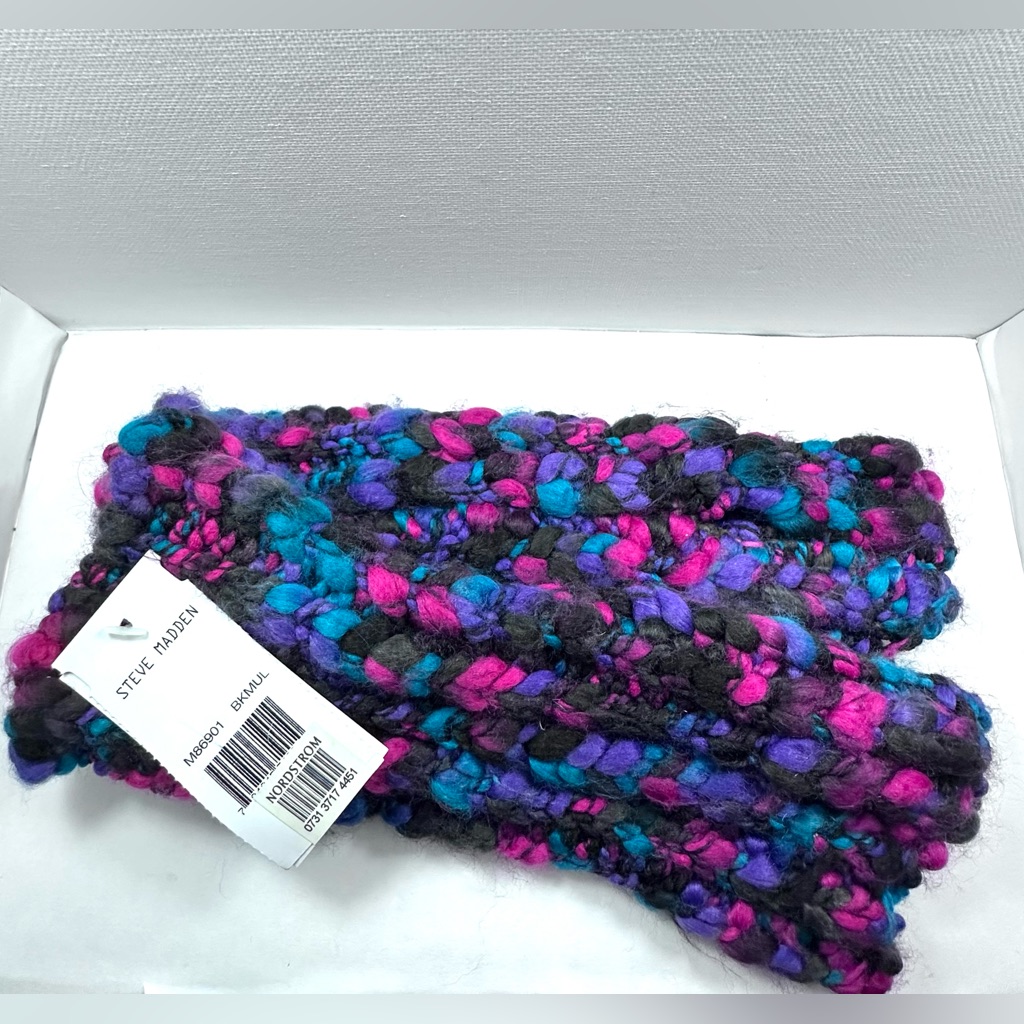 Steve Madden Multicolor Wrist Warmers Fingerless Gloves With Thumb Insert Hole